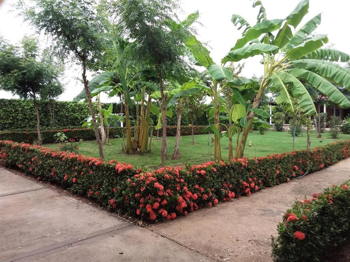 C&H Casa Campestre El Oasis Ricaurte Girardot Bed & Breakfast ภายนอก รูปภาพ